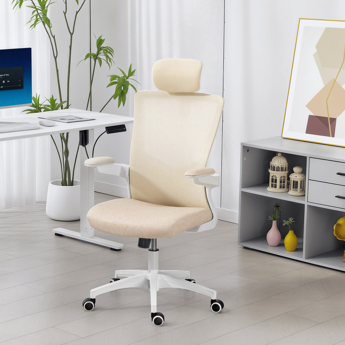 Ergonomic office chair with adjustable lumbar support
