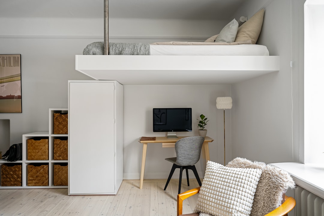 Furniture Solutions for Renters: Style Without Commitment
