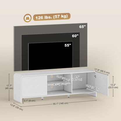 Mueble de TV estilo nórdico con armarios y estantes