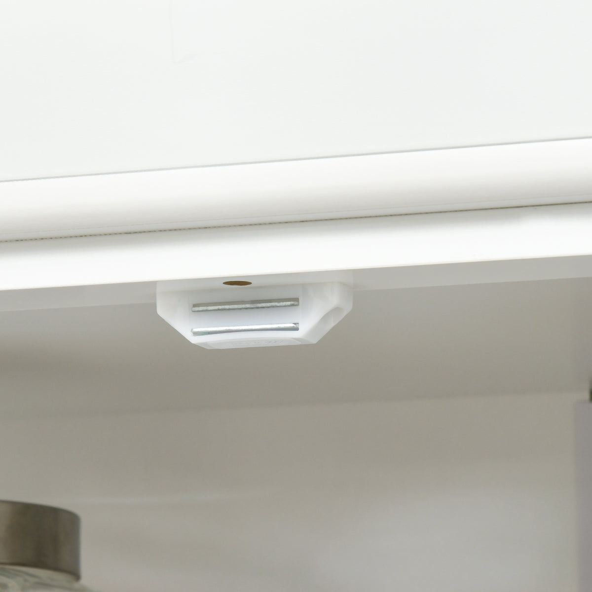 Kitchen Pantry Cabinet 6-Tier 4 Magnetic Doors