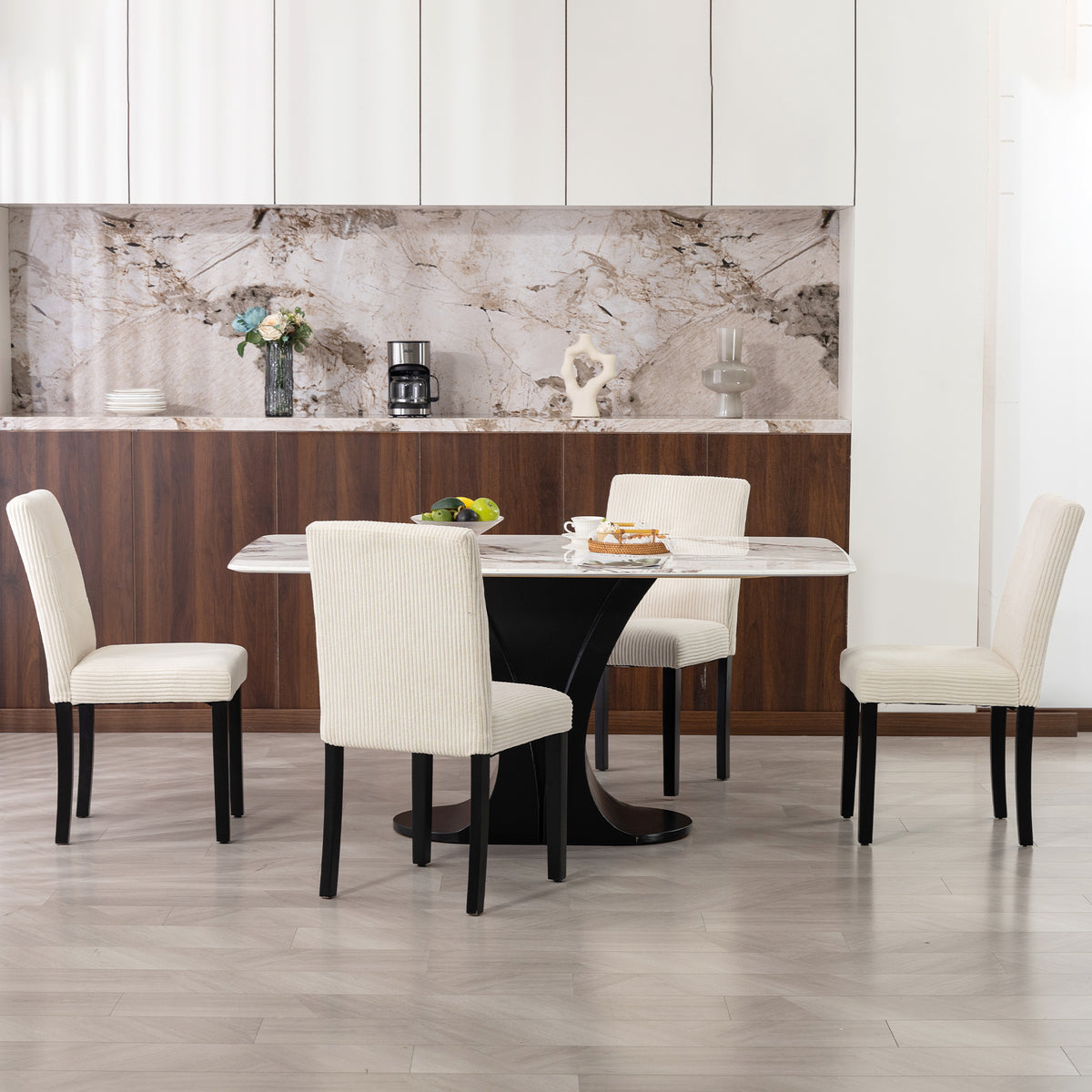 Juego de 4 sillas de comedor tapizadas
