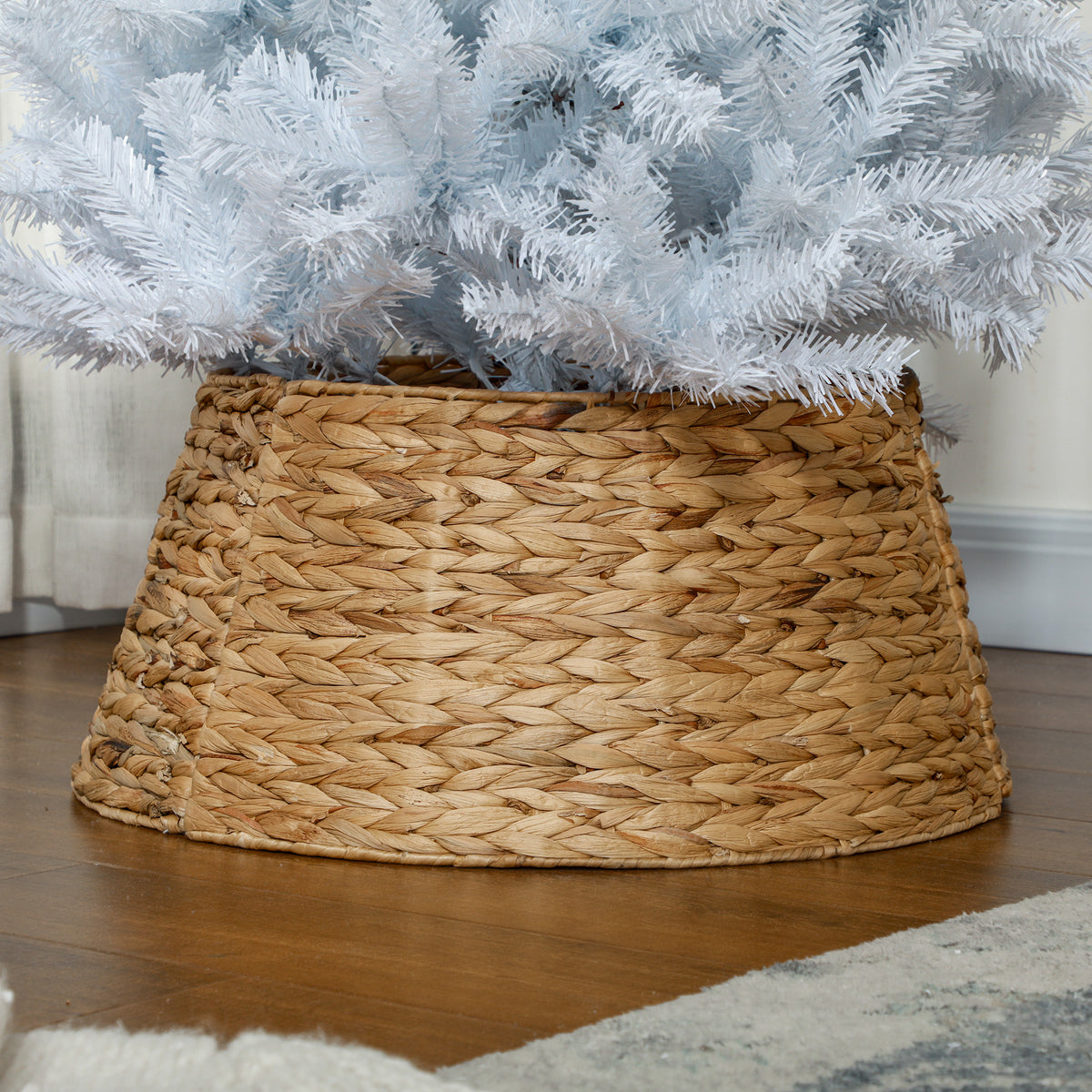 Water Hyacinth Woven Christmas Tree Collar