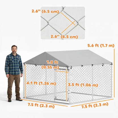 Outdoor dog kennel in galvanized steel with roof