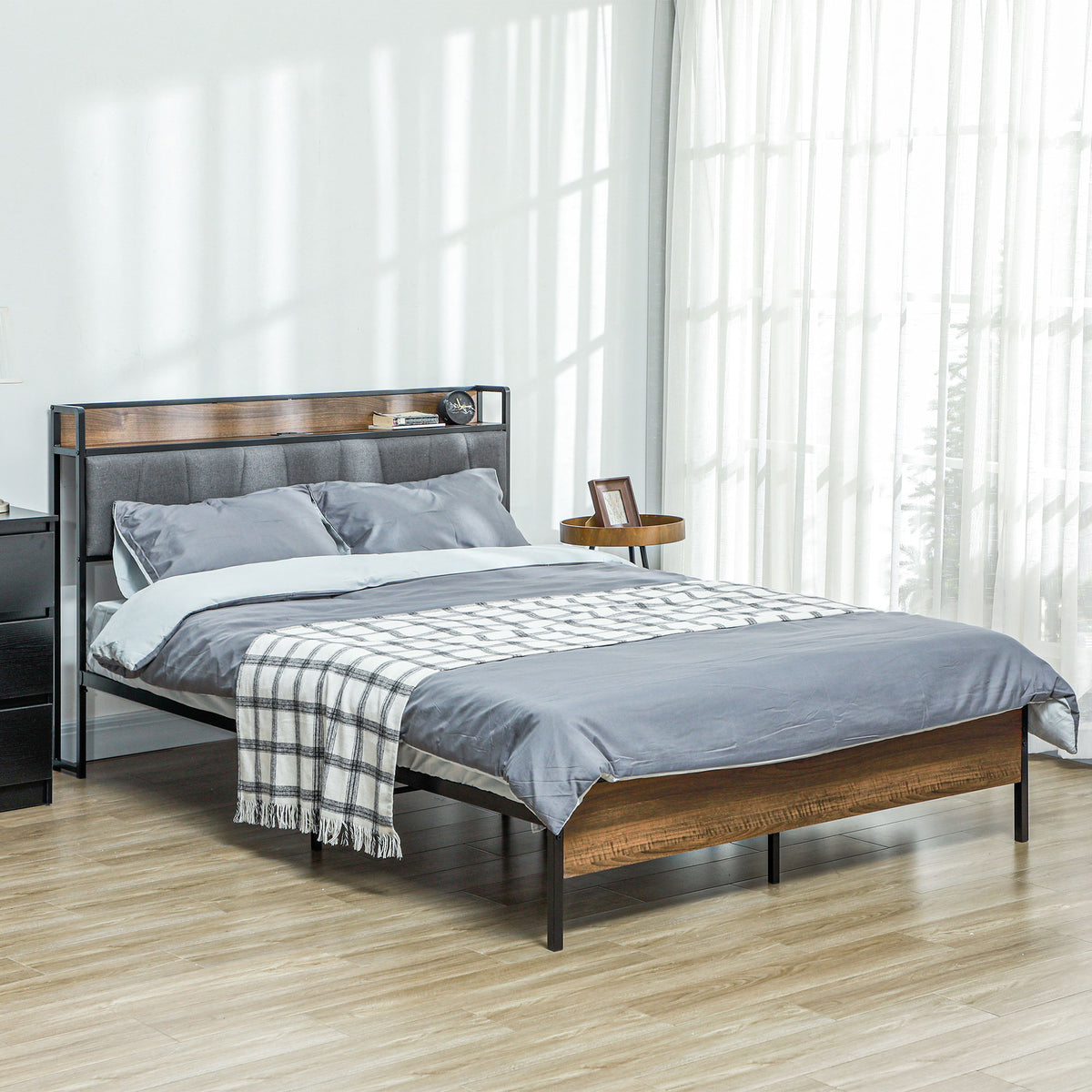 Estructura de cama queen con cabecero y estación de carga