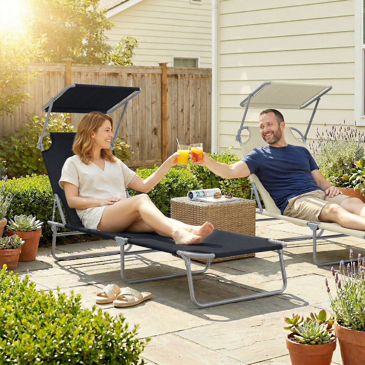 Folding Lounge Chair with Adjustable Sun Shade