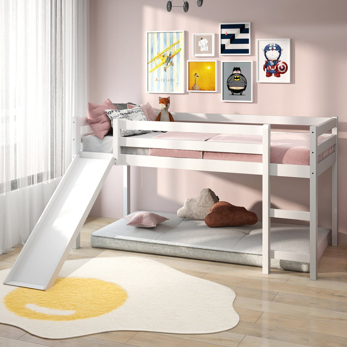 Lit mezzanine bas robuste pour enfant avec glissade en bois