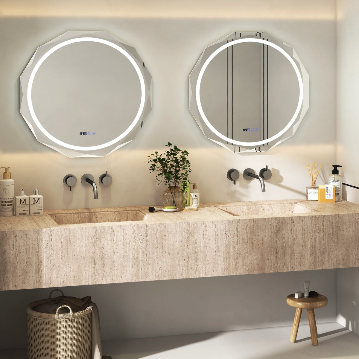Miroir de salle de bain à DEL antibuée tactile