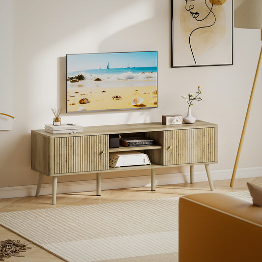Mueble de TV con puertas acanaladas y estantes ajustables