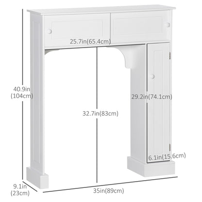 Mueble de almacenamiento de madera sobre el inodoro