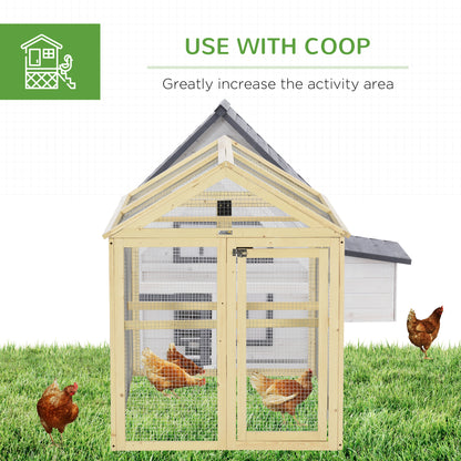 Expandable outdoor fir wood chicken coop