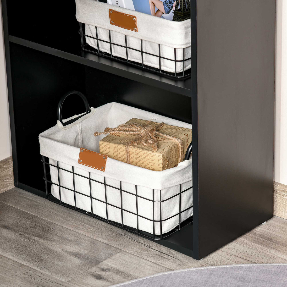 Computer Desk with Built-In Bookshelf 47 in