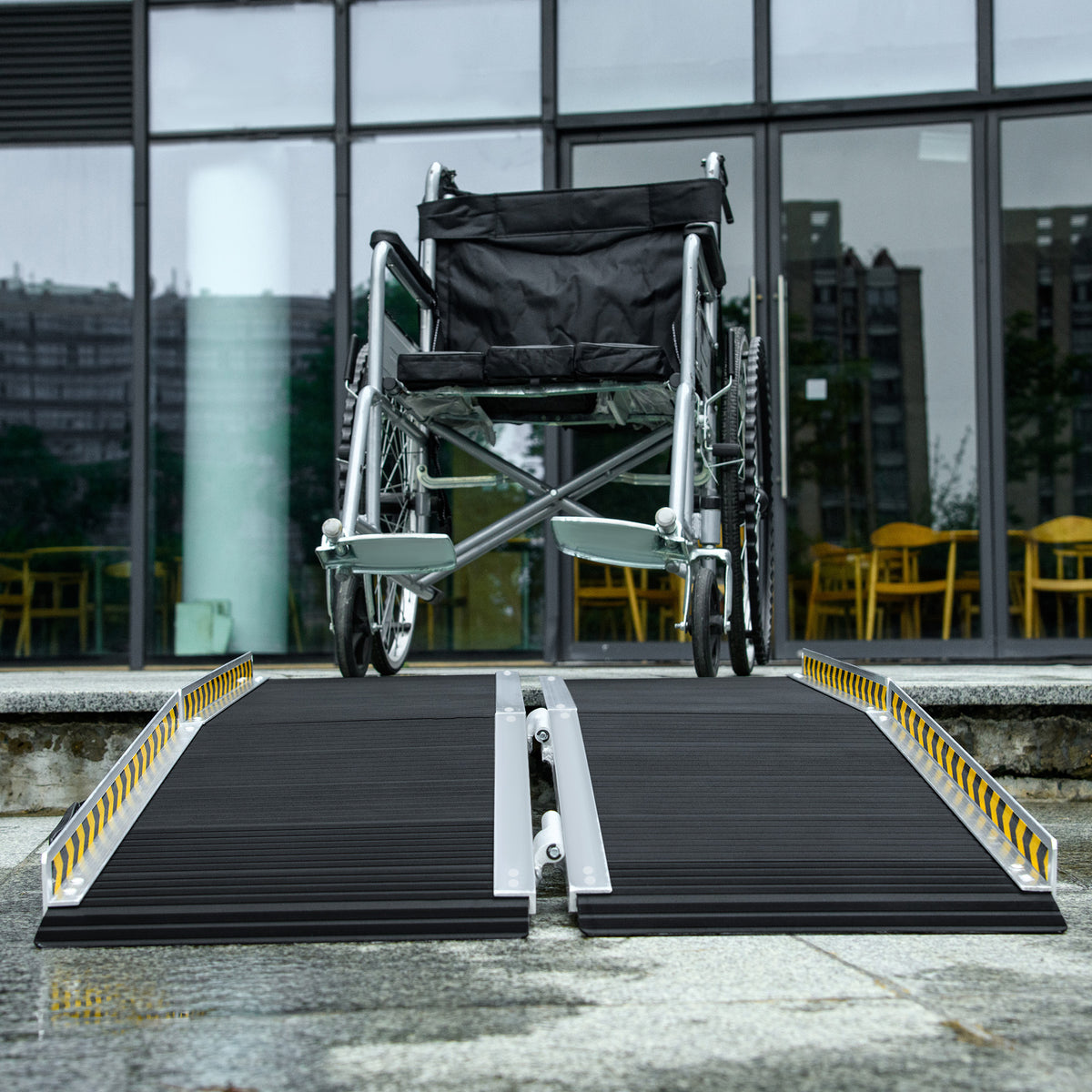 Folding Aluminum Wheelchair Ramp 5ft — black
